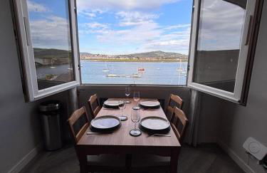 Stylish Coastal Apartment with Breathtaking views - Foto 19