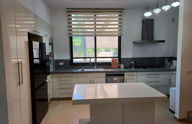 HaSharon Serene Villa by Sea N' Rent - Foto 12