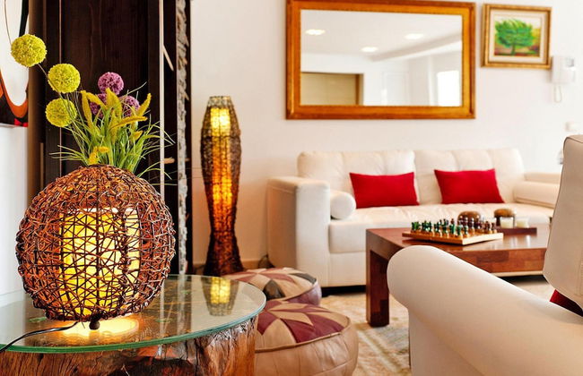 Villa With Pool and Beautiful Architecture - Foto 10