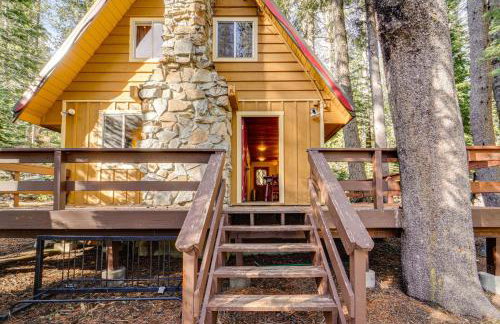 Near Slopes, Donner Lake and Trails! Woodsy Retreat - Foto 3