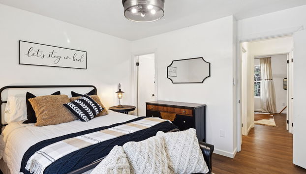 The Sherridan 2 Bedroom Cabin by RedAwning - Foto 2, Habitación