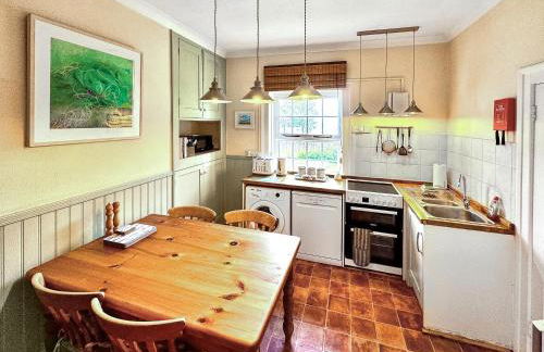 Lighthouse Cottage - Photo 3