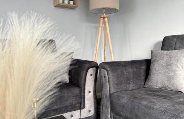 3-Bed Detached House Private Drive for Two Cars - Foto 13