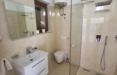 Villa Genesis - Stadtvilla Marčana Istrien - mit privatem, beheizbaren Infinity Pool und Olivengarten - Foto 19