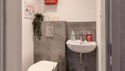 BudgetRoom Modernes Apartment mit 3 Schlafzimmern - Foto 5