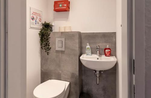 BudgetRoom Modernes Apartment mit 3 Schlafzimmern - Foto 5