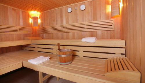 Beaune Levernois - Piscine Chauffée, Sauna et Golf - Foto 3