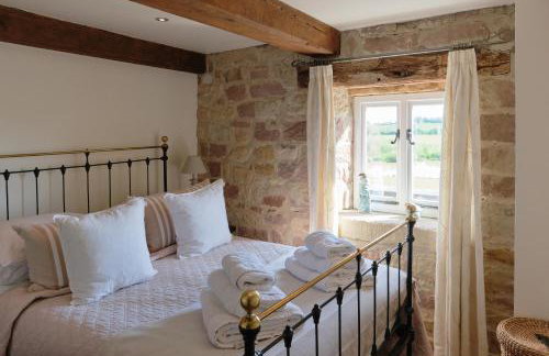 Woodpecker Loft at Millfields Farm Cottages - Photo 11