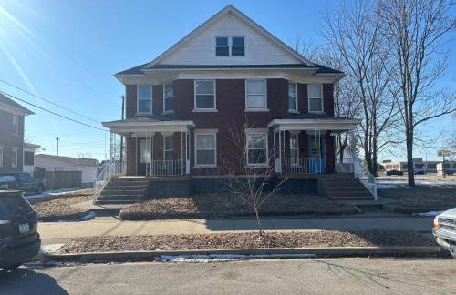 3BR suite w/ office close ISU - Foto 4