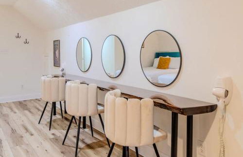 Labrador Lake with FirePit and Billiards - Foto 47