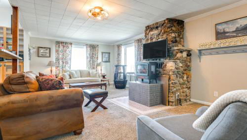 8 Mi to Hiking Home with Patio in Dtwn Pioche - Foto 4