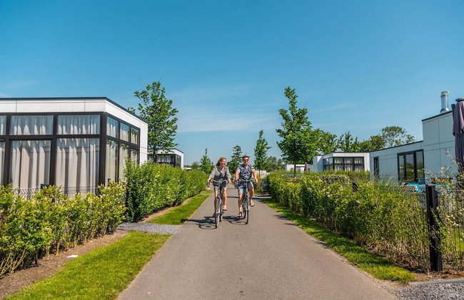 Enchanting Chalet 600 m From the sea - Photo 31