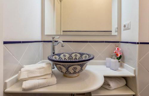 “CIELO E MARE”, CASETTA NEL CUORE DEL BORGO ANTICO / “SKY & SEA”, CHARMING IN THE HEART OF OLD VILLAGE - Foto 73