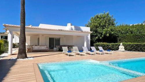 Stunning 4-Bedroom Villa With Pool - Perfect For Families - Foto 2