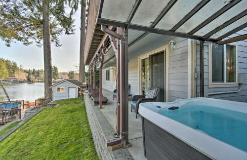 The Peacock House - Waterfront Home with Hot Tub! - Foto 11