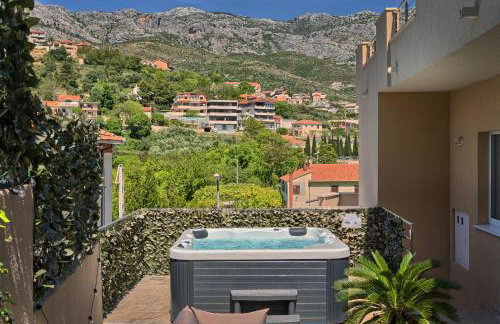 Relax apartment Split area with jacuzzi and mountain view - Photo 32