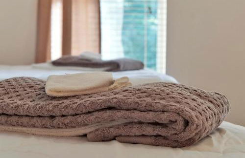 Poolside Cocoa Oasis w/ Tiki Bar! - Foto 58