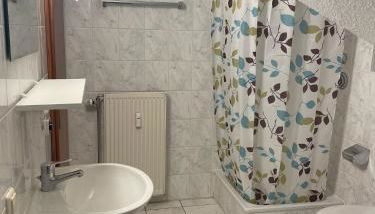 APARTMENT / WOHNUNG IN GOLDBACH - Foto 4, towels, Shower