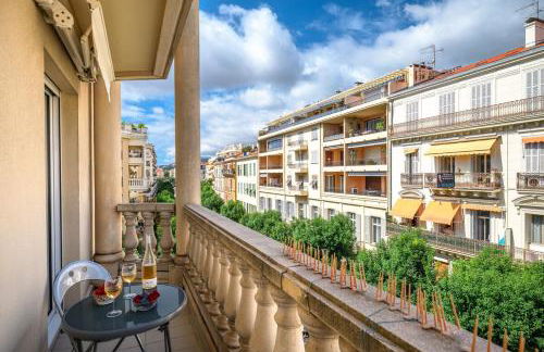 Le Coq St-Roch - Parking - AC - Swimming pool - Foto 10