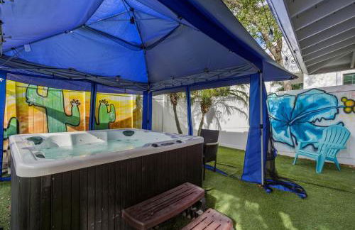 Trendy & Relaxing - Close to Beach - Pool - Hot Tub - Foto 45