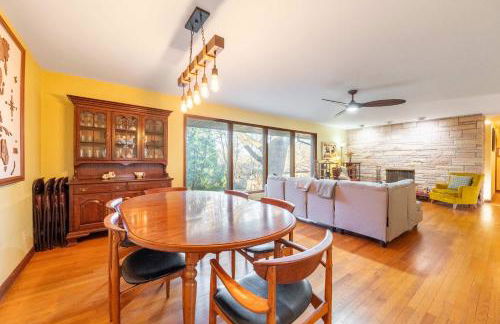 Spacious 4BR Home with BBQ Yard Near Golf Course - Foto 11