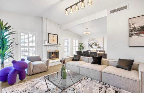 Vacation Home in Vegas w Pool 2 mile to Strip - Foto 2