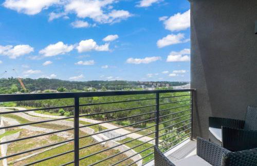 Lavish Escape 1Bd1Ba Pool w Golf Sim - Foto 8