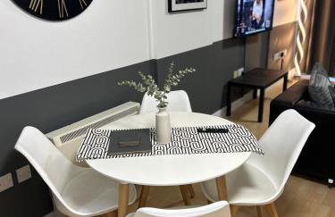 4 Beds 2 Bath Lift Refurbished MONTHLY DISCOUNTS - Foto 6