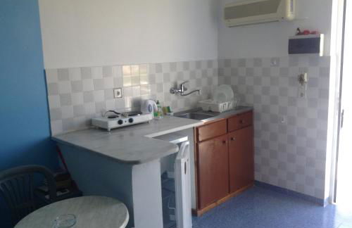 Dina Studios - Photo 12