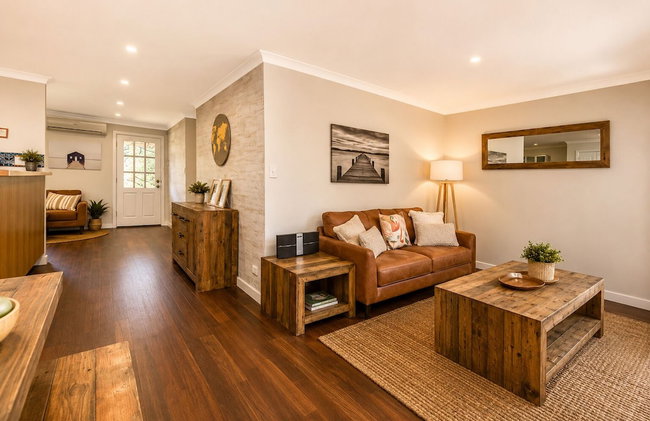 Willmott Beach House - Photo 20