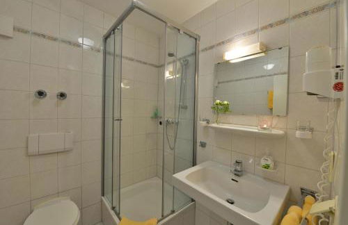 Haus Neugebauer-Gästehaus Garni - Foto 12