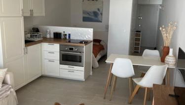 Sur la plage avec vue plongeante sur la mer - Foto 4