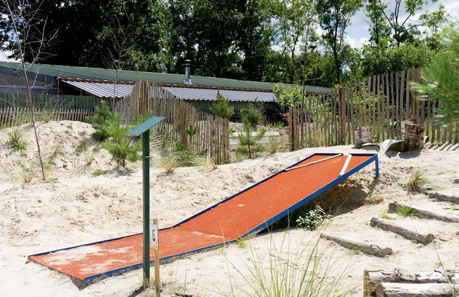 Comfortable Chalet With Microwave, Near Efteling - Photo 36