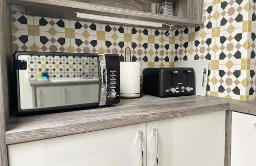 Exclusive 1 and 2 Bedroom Flats only 0,5 miles aw - Foto 38