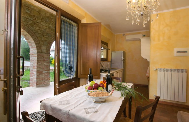 Charming Tuscan Farmhouse - Foto 24