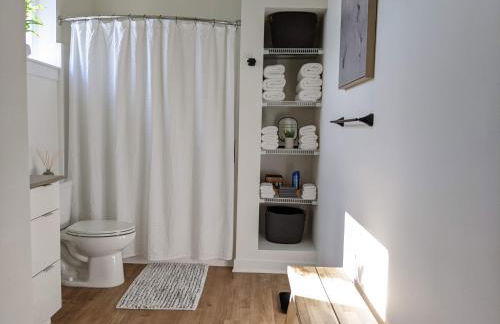 A premier smart condo with parking - Foto 18