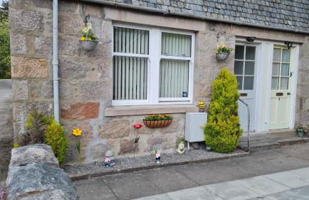 Deeside Holiday Cottages - Photo 8