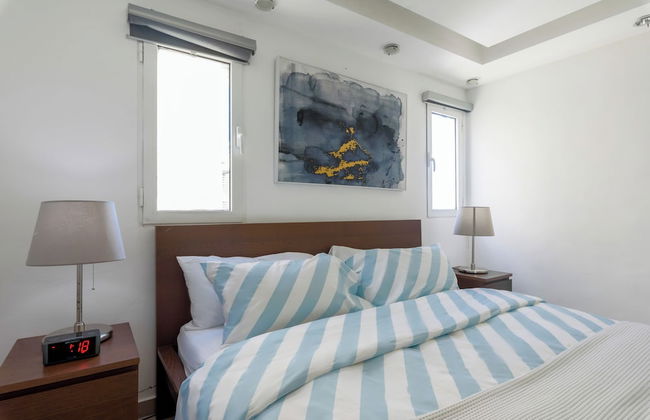 Oceanfront Condo in Ave. España Sleeps 8 - Foto 14