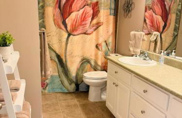 Grandys Place, Home in Hartselle, walk to Stadium, near downtown, King bed - Foto 8