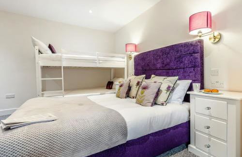 The Golden Crown - Foto 18