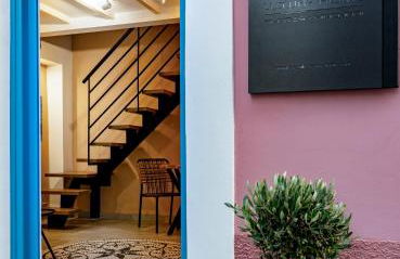 Mosaic Luxury Home - Photo 12