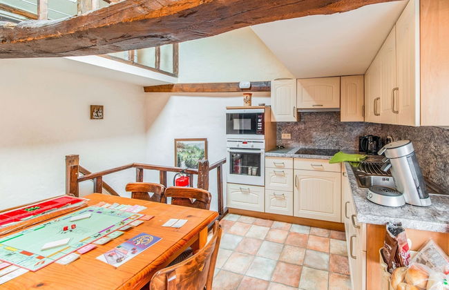 Characteristic Holiday Home in Cherain With Balcony - Foto 40