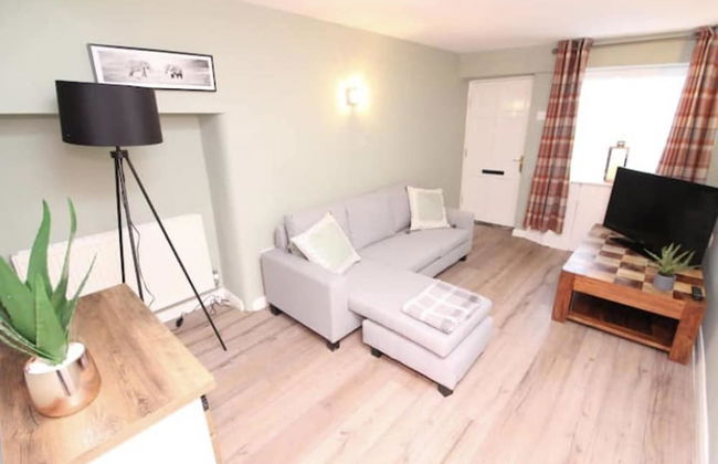 Beautiful 2 bed Cottage in the Centre of Richmond - Photo 4