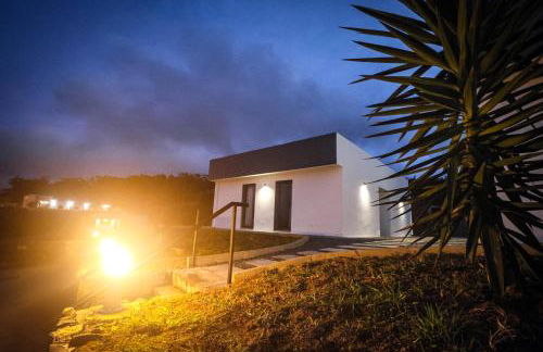 S&F House Azores - Photo 1