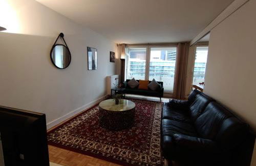 5 mn (450 m) walk Metro/La Defense/Netflix/Parking - Foto 39