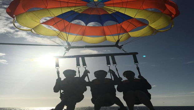 Parasailing to Boracay - Photo 5