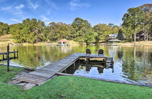 Waterfront Lake Martin Home with Private Dock and View - Foto 36