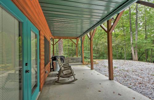 Andrews Cabin with Game Room and Covered Porch! - Foto 23