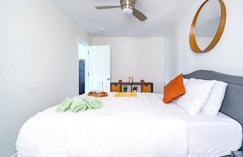 Jungle House Columbus Short North Downtown Free Parking - Steps to Convention Center & Nationwide Arena - 1BR Luxury Home - Sleeps 6 - Over 5,800 Five Star Stays - Foto 40