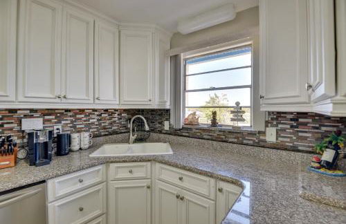 Riverfront Port Orange Home with Dock and Slip! - Foto 8